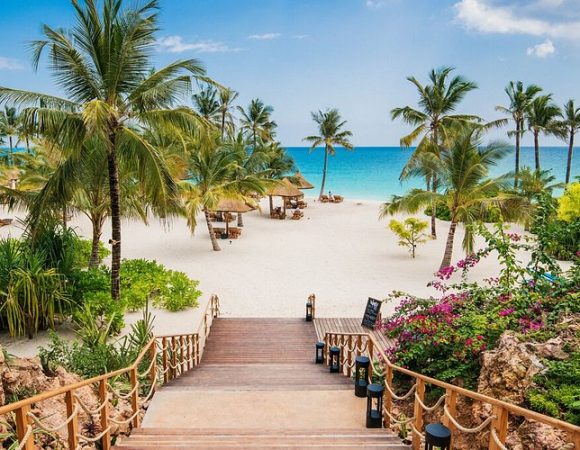 Discover Northern Tanzania Safari & Zanzibar